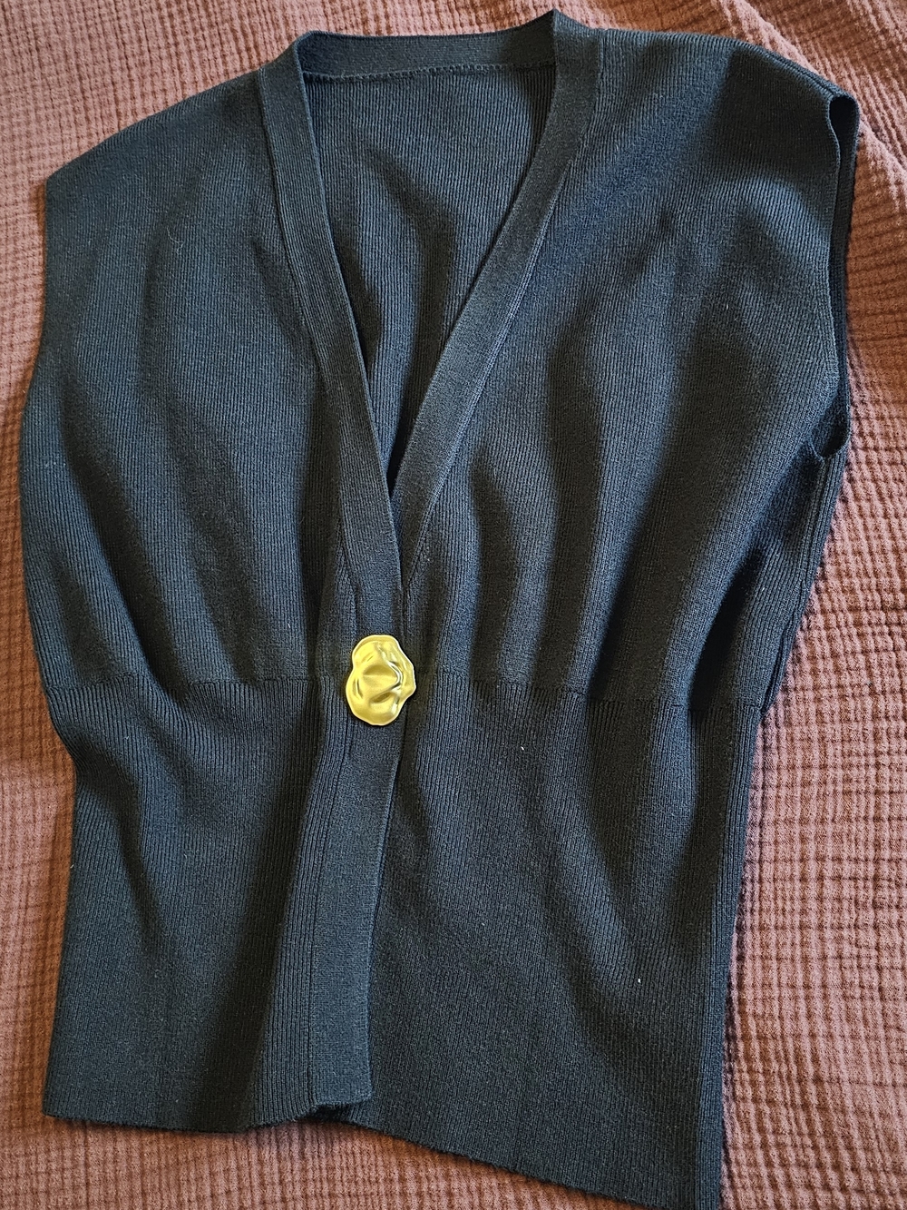 Commense Black V-Neck Women’s Vest with Yellow Decorative Button